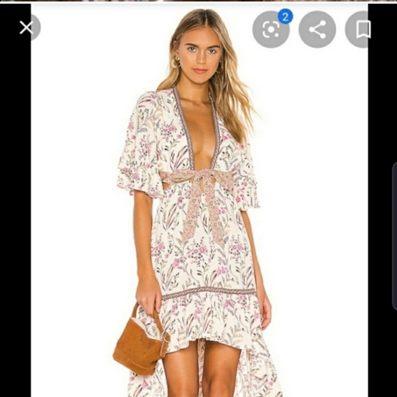 ❌SOLD❌ 🦄 *Spell Designs: Bambi Gown*🦄 - Picture 4 of 8